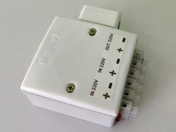 Smart%20Wifi%20Automatic%20Changeover%20Switch%20AC-220V%202250W%20Change%202%20AC%20Line%20Automatic%20-%20Manage%20wapda%20/%20K-Electric%20and%20Solar%20Inverter%20-%20set%20timer%20to%20schedule%202%20Lines%20-%20Available%20more%20feature%20with%20customize%20-%20Image%204