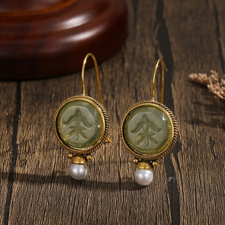Elegant%20Vintage%20Geometric%20%20Pearl%20Pendant%20Drop%20Earrings%20Women%20Exquisite%20Hanging%20Piercing%20Earring%20Wed%20Bridal%20Jewelry%20%20-%20Image%203