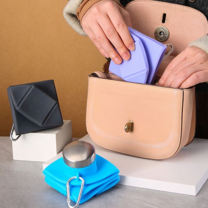 Folding%20Silicone%20Water%20Bottle%20Outdoor%20Creative%20Food-grade%20Silicone%20Portable%20Sports%20Water%20Bottle%20Diamond-shaped%20-%20Image%203
