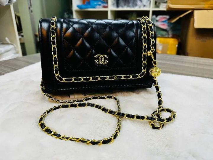 G-Fashion%20Bag%20For%20Women%20body%20crossing%20and%20hand%20bag%20-%20Image%202