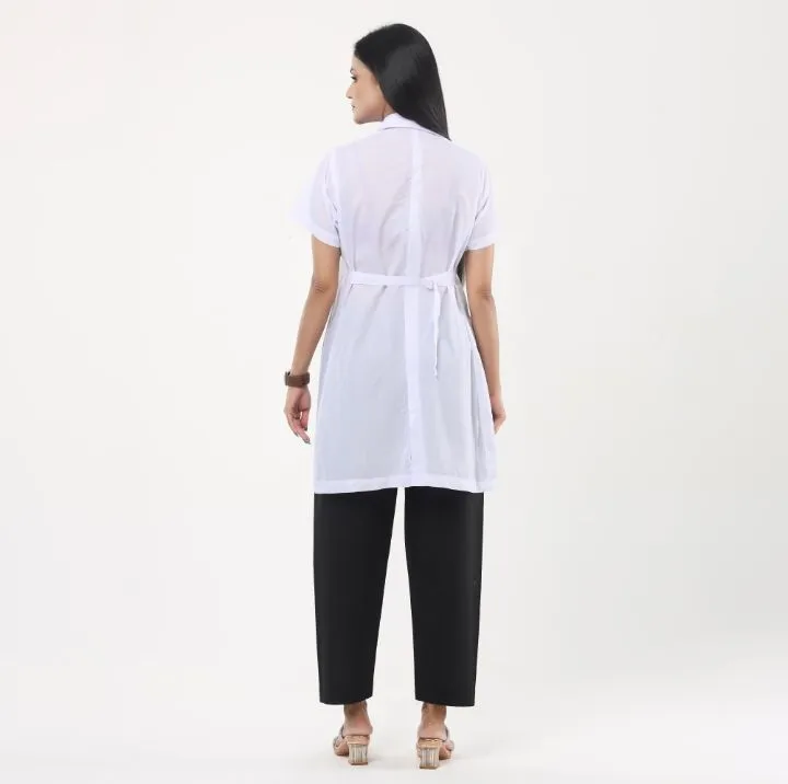 Torre%20Febric%20Female%20Doctors%20and%20Female%20Medical%20Students%20White%20Apron%20With%20Half%20and%20Full%20Sleeve/Lab%20Apron%20-%20Image%2010