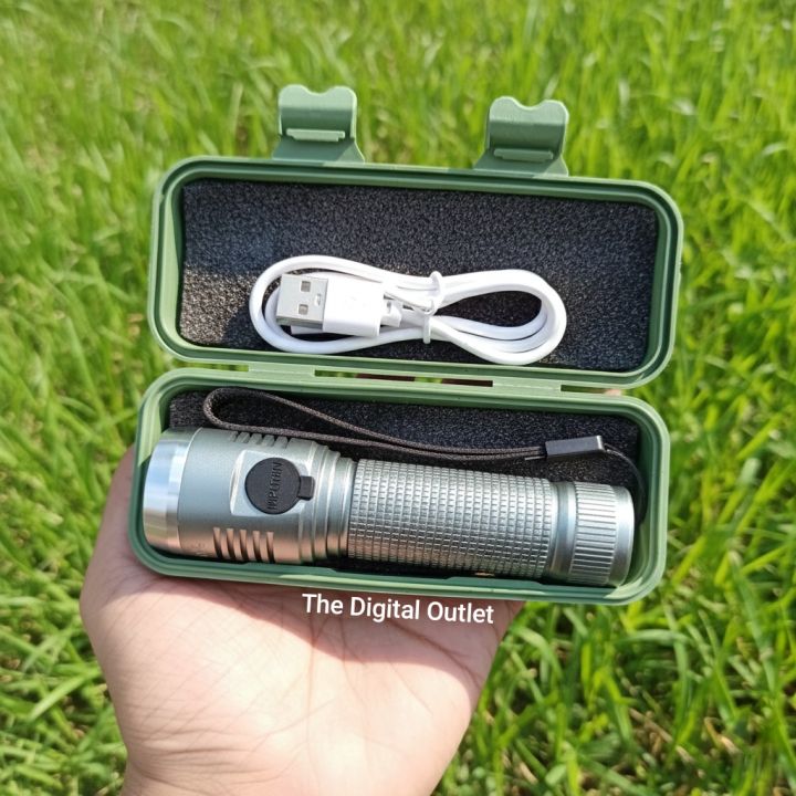 B-MAX%20Metal%20Body%20High%20Power%20Long%20Distance%20Rechargeable%20Three%20Modes%20Torch%20Light%20With%20Box%20-%20Image%202