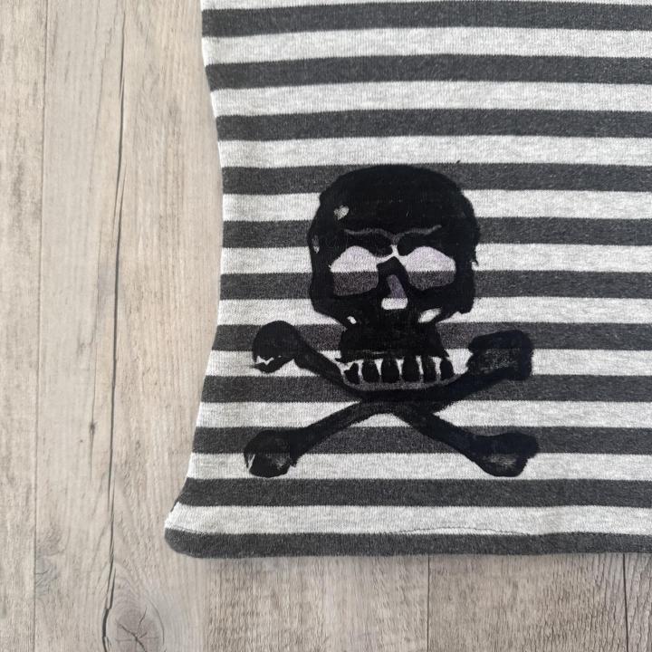 Summer%20New%20Trend%20Striped%20Skull%20Print%20Fashion%20Retro%20Spicy%20Girl%20Personality%20Strapless%20Backless%20Vest%20Women's%20Wholesale%20-%20Image%202