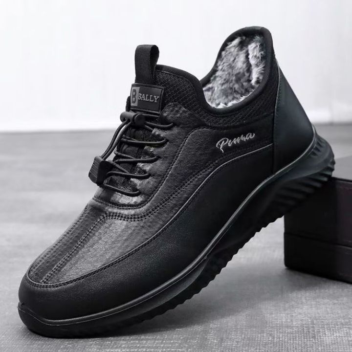 Men's%20Boots%20for%20Outdoor%202025%20Winter%20Fashion%20Non-slip%20Leather%20Cotton%20Shoes%20Men's%20Thickened%20Leather%20Waterproof%20Casual%20Snow%20Boots%20-%20Image%207