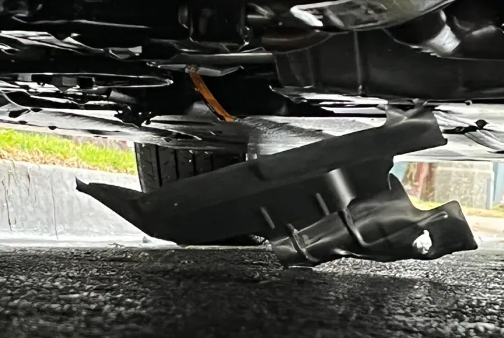 Yaris%20Engine%20Shield%20(%20Save%20Your%20Car%20From%20Rust%20)%20Engine%20Cover%20For%20Toyota%20Corolla%20Yaris%20Black%20Colour%20-%20Image%204