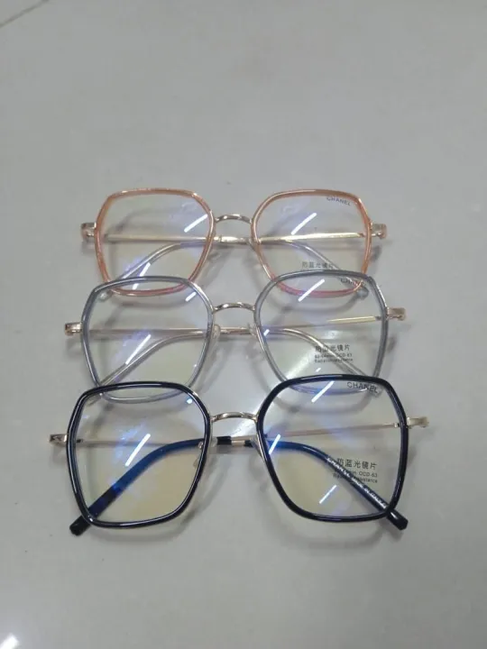 Eyewear%20Fashion%20Frame%20with%20Anti%20Blue%20ray%20Lenses%20(Screen%20Protection%20Special%20Lenses)%20-%20Image%204