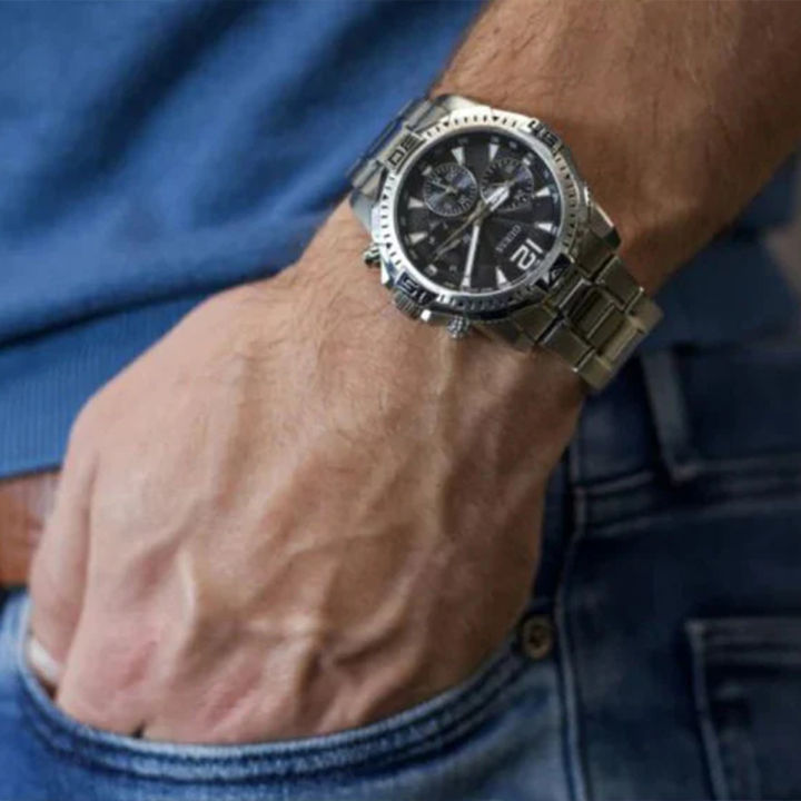 Guess%20Commander%20Black%20Dial%20Silver%20Stainless%20Steel%20Chronograph%20Watch%20For%20Men-%20GW0056G1%20-%20Image%202