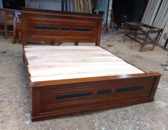 Teak%20Box%20Bed%206x3%20%20(72%C3%9736)%20-%20Image%203