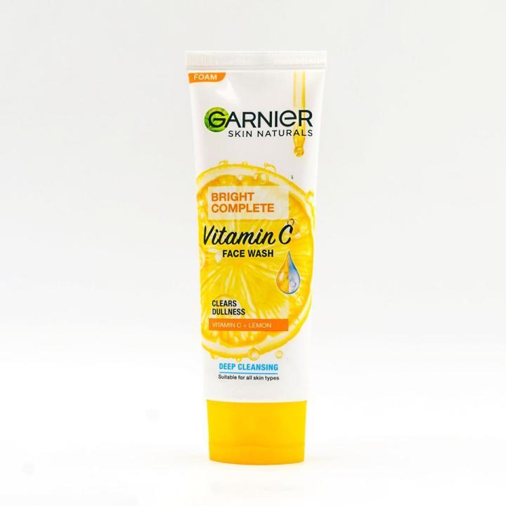 Garnier%20Bright%20Complete%20Vitamin%20C%20Face%20Wash%20100gm%20-%20Image%203