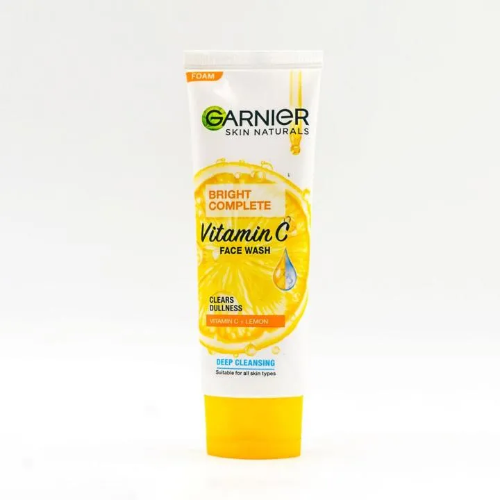 Garnier%20Bright%20Complete%20Vitamin%20C%20Face%20Wash%20100gm%20-%20Image%203