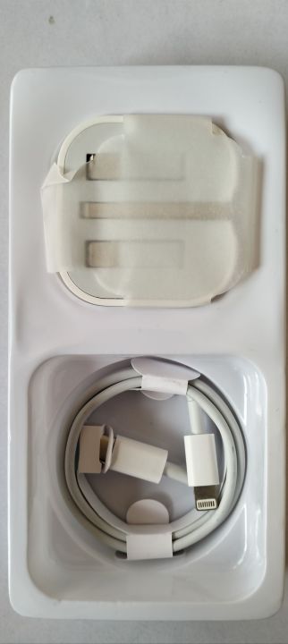 25W%20USB%20C%20Power%20Adapter%20USB%20C%20To%20Lightning%20Cable%20-%20Image%202