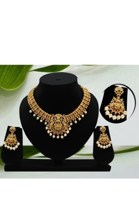 Temple%20Jewellery%20Set%20-%20Image%202