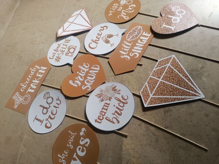 Pack%20of%2012%20Bride%20to%20Be%20wedding%20Props%20-%20Image%204