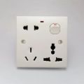 Electric 6 Pin Multi Socket with Indicator. 