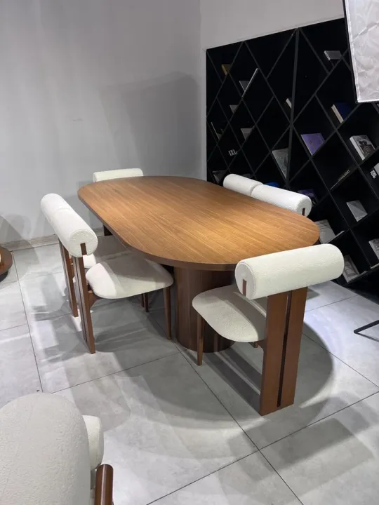 Customize%20Dining%20Table%20With%206%20Chairs%20-%20Image%204