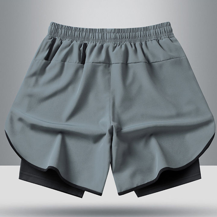 Men's%20quick%20drying%20and%20breathable%202-in-1%20running%20shorts%20with%20built-in%20lining%20suitable%20for%20exercise%20jogging%20and%20marathon%20running%20-%20Image%205