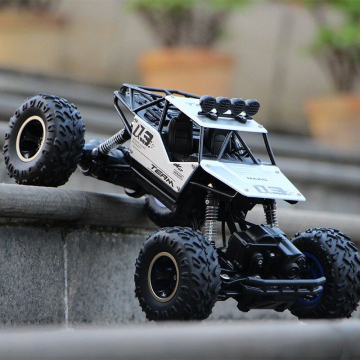 1:16%204WD%20RC%20Car%20With%20Led%20Lights%20Radio%20Remote%20Control%20Cars%20Buggy%20Off-Road%20Control%20Trucks%20Boys%20Toys%20for%20Children%20-%20Image%204