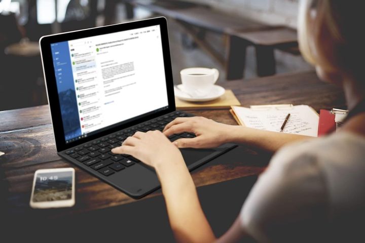 Arteck%20Microsoft%20Surface%20Pro%20Type%20Cover,%20Ultra-Slim%20Portable%20Bluetooth%20Wireless%20Keyboard%20with%20Touchpad%20Built-in%20Rechargeable%20Battery%20-%20Image%207