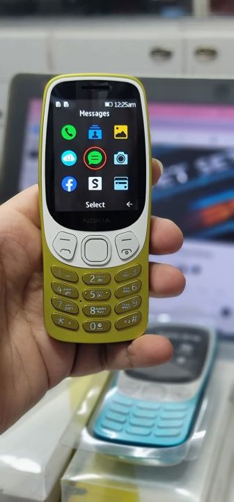 Nokia%203210%20Dual%20Sim%20TypeC%20Charging%20Port%20-%20iconic%20feature%20phone%20-%20classic%20design%20-%20new%20edition%202024%20-%20long%20battery%20phone%20-%20Image%206