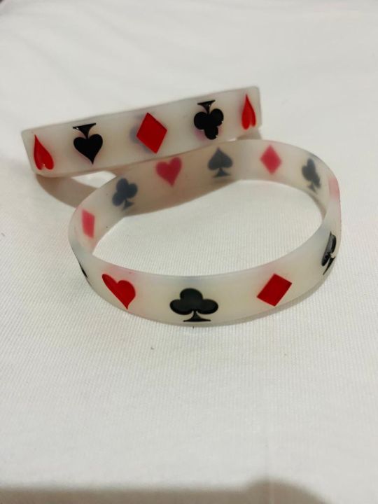 Card%20Symbol%20Embossed%20Rubber%20Band%20-%20Image%202