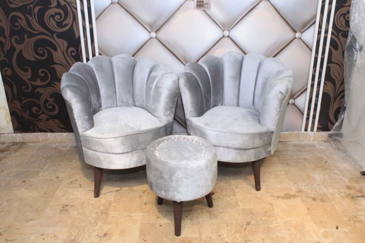 xaibs%20Round%20bedroom%20chair%20set%20with%20table%20-%20Image%206