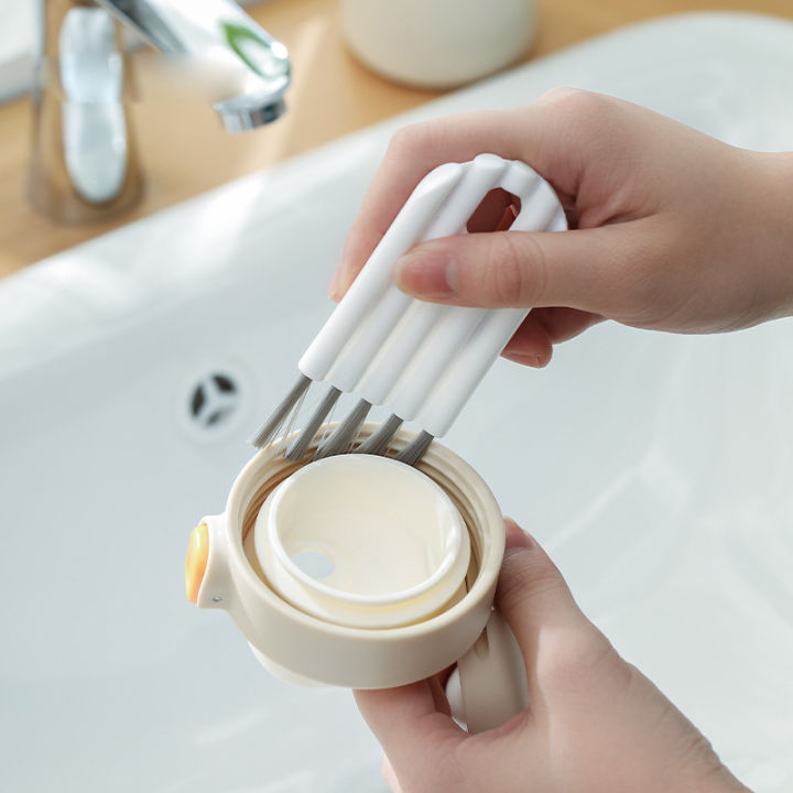 Keyboard%20Cup%20Lid%20Cleaning%20Brush%20Kit%20with%20Soft%20Brush%20and%20Multi-Function%20Tools%20Cleaner%20Keycap%20-%20Image%204