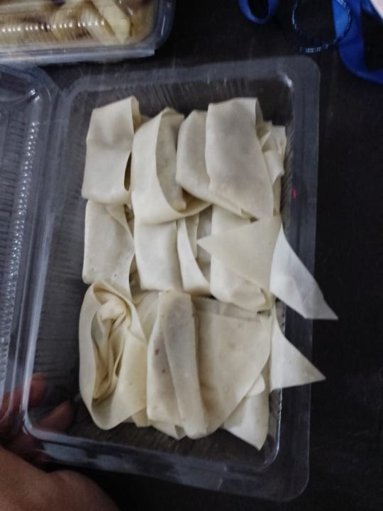 Frozen chicken wontons