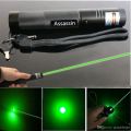 Adjustable Focus Green laser pointer. 