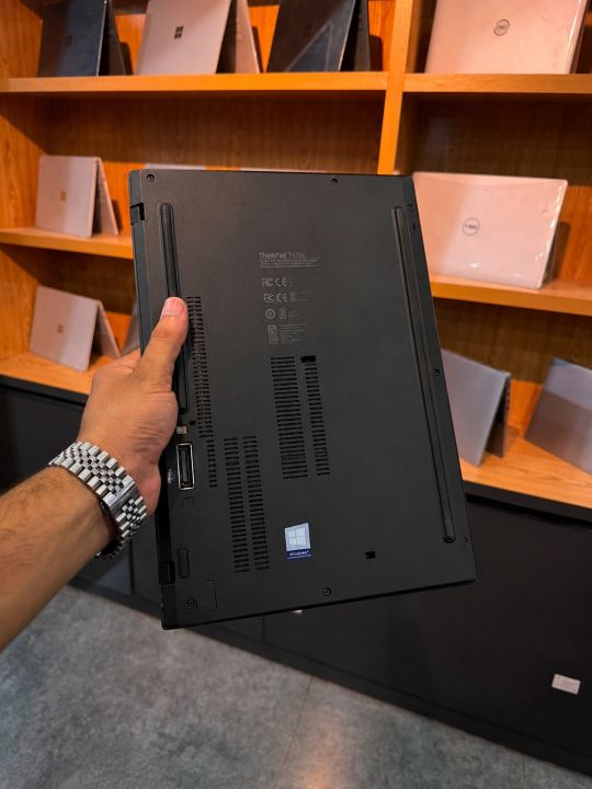 Lenovo%20ThinkPad%20T470S%20Core%20i5%207th%20Gen%208GB%20RAM%20256GB%20SSD%2014%20Inch%20-%20Image%204