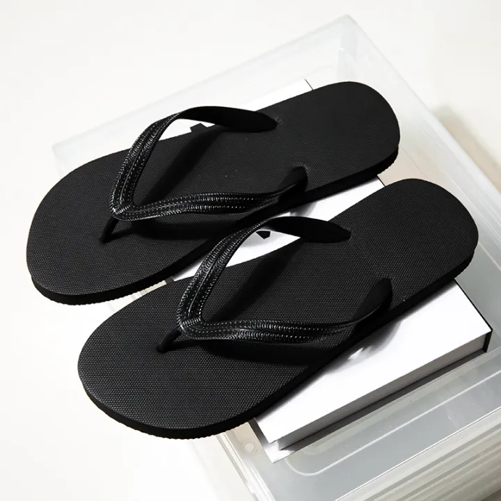High%20Quality%20Men's%20Flip%20Flops%20Summer%20Light%20Beach%20Slippers%20Fashion%20Non-slip%20Casual%20Male%20Sandals%20Outdoor%20Black%20Flip%20Flop%20Sandals%20-%20Image%207