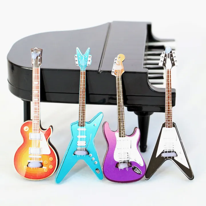 1Pcs%201/12%20Dollhouse%20Guitar%20Toys%20Dollhouse%20Musical%20Instrument%20Model%20Dolls%20House%20Decoration%20Accessories%20-%20Image%204