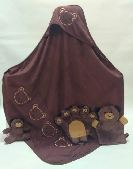 Premium%20Extra%20Soft%20Cartoon%20Animal%20Shape%20Hooded%20Bamboo%20Baby%20Bath%20Towel%20Set%20Pack%20of%204%20-%20Image%206