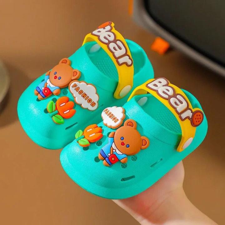 KIDS%20CROCS%20-%20Image%207