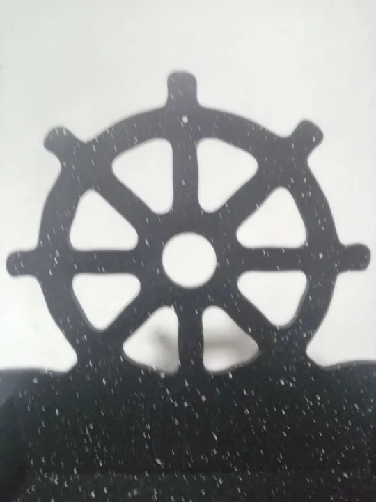 Budu%20Pillima%20Stand%20Wood%20-%20Image%208