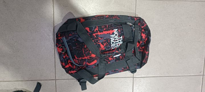 North%20face%20Backpack%20Side%20bag%20Gym%20Bag%20Backpacks%20-%20Image%205