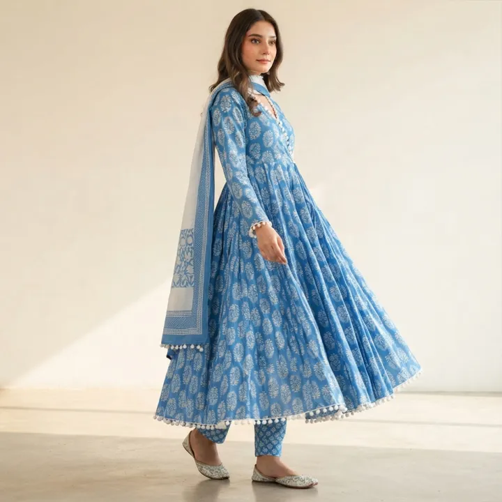 Exclusive%20Designed%20Gown%20Kurti%20for%20Women%20and%20Girls%20Stylish%20Casual%20Wear%20Elegant%20Comfortable%20Fashion%20Outfit%20-%20Image%202