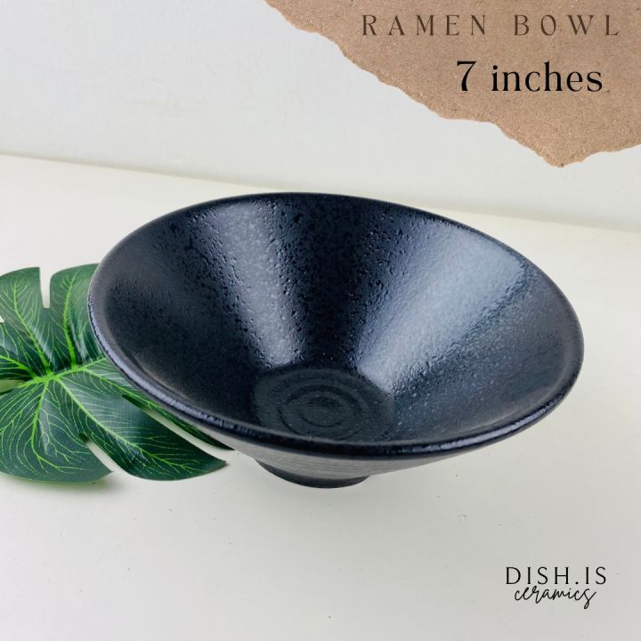 Black%20shiny%20dinnerware%20set,%20black%20shiny%20dinnerware%20set,%20Japanese%20dish,%20Japanese%20Bowl%20-%20Image%207