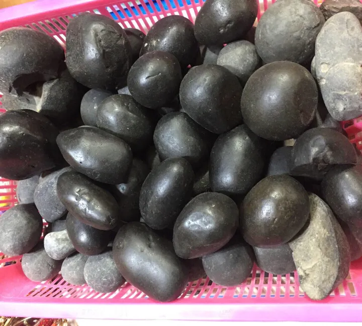 Kali%20Gandaki%20River%20Natural%20Shaligram%20stone%20for%20worship%20/%20lord%20bishnu%20ji%20stone%20-%20Image%206