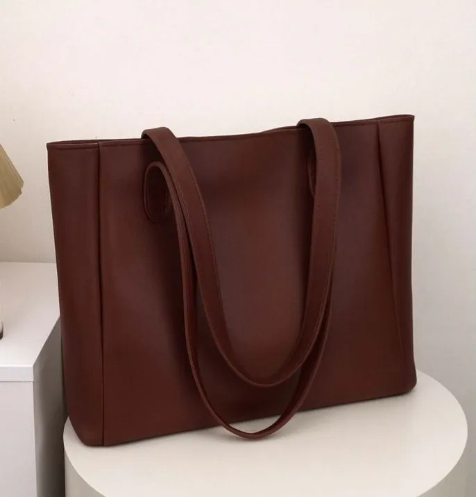 Stylish%20PU%20Leather%20All-Season%20Zipper%20Hand%20Bag%20for%20Women%20%E2%80%93%20Tote%20Style%20Fashion%20Accessory%20-%20Image%209