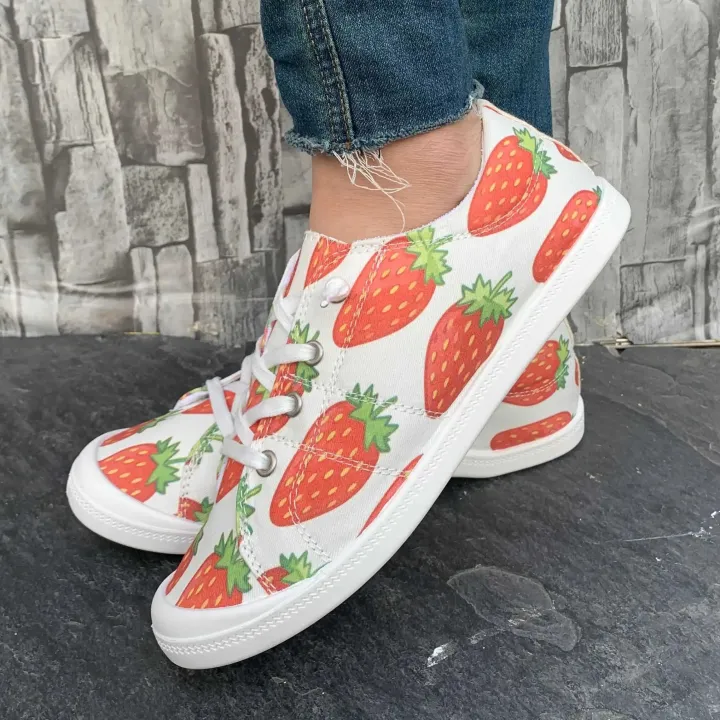 A%20Pair%20of%20Women's%20Casual%20Style%20Sneakers,%20Walking%20Shoes,%20Running%20Shoes,%20New%20Spring%202026%20Product,%20Red%20Strawberry%20Fruit%20Print,%20Comfortable%20Soft%20Sole%20Slip-On%20Shoes,%20Couple's%20Valentine's%20Day%20Travel%20Season%20Fashion%C2%A0%20Women's%20Shoes%20-%20Image%202