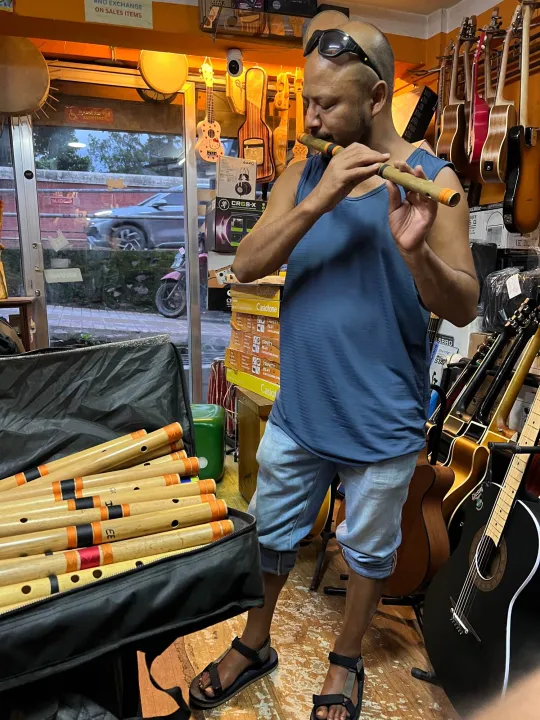 Professional%20Nepali%20scaled%20Bamboo%20Flute%20Set%2012%20Pieces%20-%20Image%202