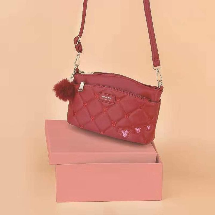 ဘေးလွယ်အိတ်