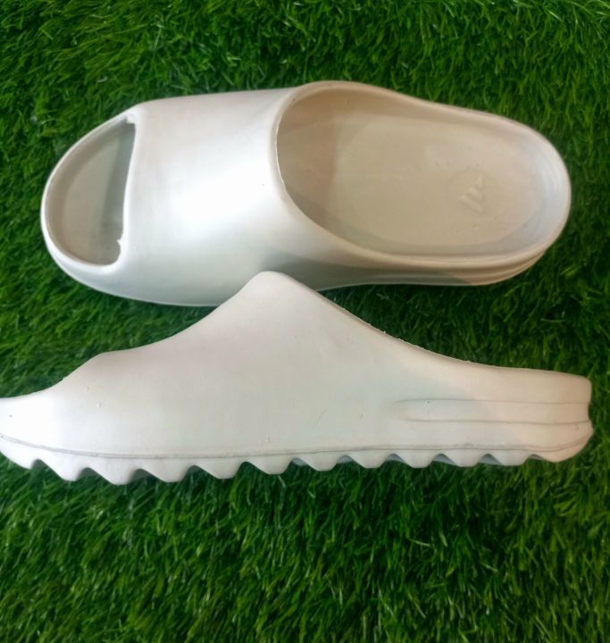 Easy%20Slides%20For%20Men%20-%20Image%202