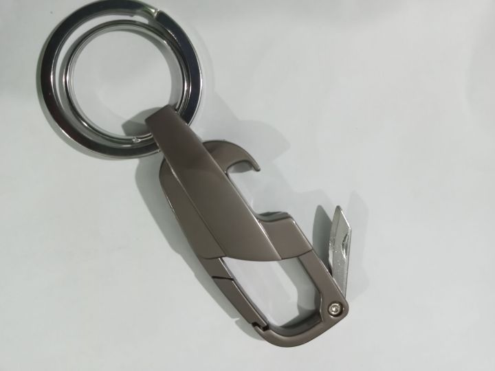 Classic%20Men%20Mini%20Keychain%20Outdoor%20Multi-Functional%202-In-1%20Metal%20Bottle%20Opener%20With%20Two%20Key%20Rings%20For%20Boy%20Gifts%20-%20Image%205