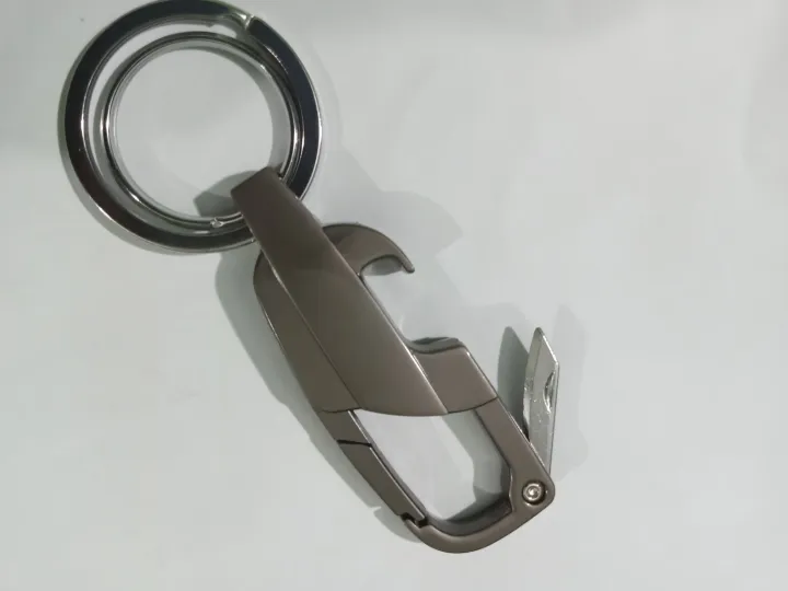 Classic%20Men%20Mini%20Keychain%20Outdoor%20Multi-Functional%202-In-1%20Metal%20Bottle%20Opener%20With%20Two%20Key%20Rings%20For%20Boy%20Gifts%20-%20Image%205