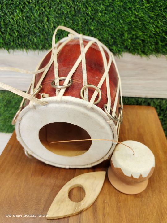 Enchanting%20-%20Bengali%20Khamak/%20Original%20Stringed%20Khamak%20Folk%20Ethnic%20Musical%20Instruments%20Of%20Bangladesh%20-%20Exceptionally%20beautiful%20and%20finely%20crafted%20-%20Image%204