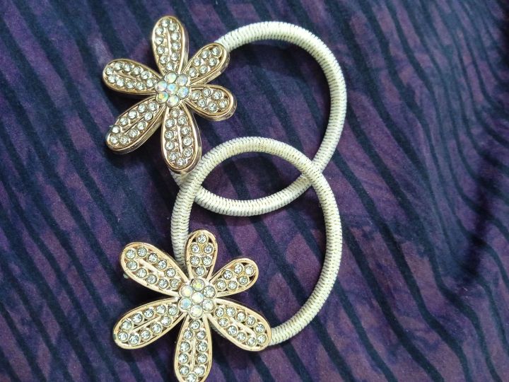 golden ponies flower ponies ponies for ladies hair accessories for girls and ladies