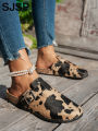 2025 New Women's Casual Autumn and Winter Outdoor Activity Shoes with Animal Prints, Leopard Print, Cow Print, New Mule Shoes, Slip-On Slippers, Outdoor Flat Beach Shoes, Trendy Fashion Animal Print Cow Print Leopard Print Cork Sole Sandals Suitable fo....