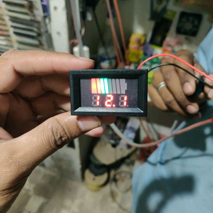 Digital%20DC%20Volt%20Meter%20-%20Image%202