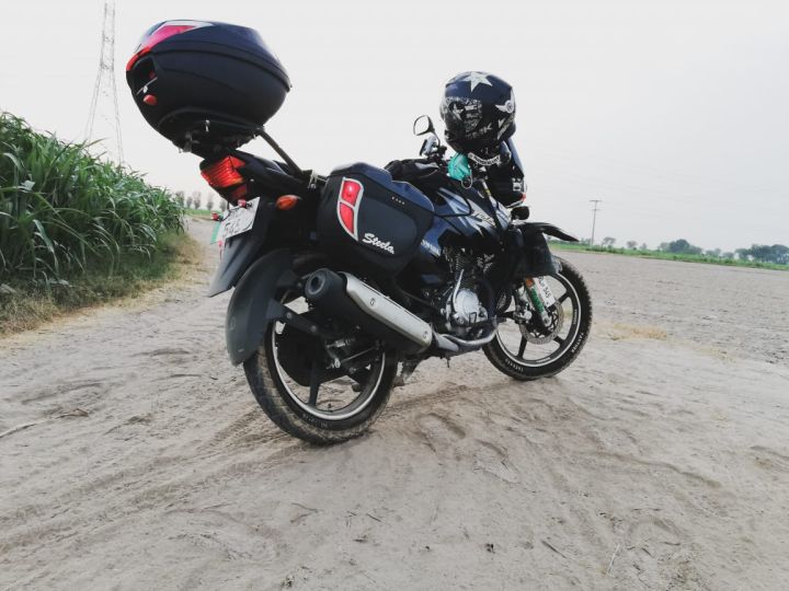 Side%20Box%20%7C%20Luggage%20box%20%7C%20Tourist%20Box%20%7C%20For%20Motorcycles%20(For%20right%20side%20-%20LED%20working)%20-%20Image%204